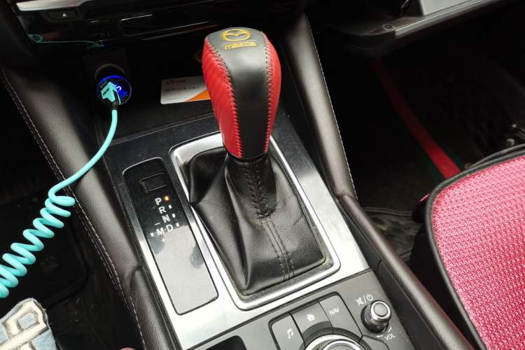 Used Mazda Atenza 2018 2.0L Blue Sky Luxury Edition China V Standard Gear Lever