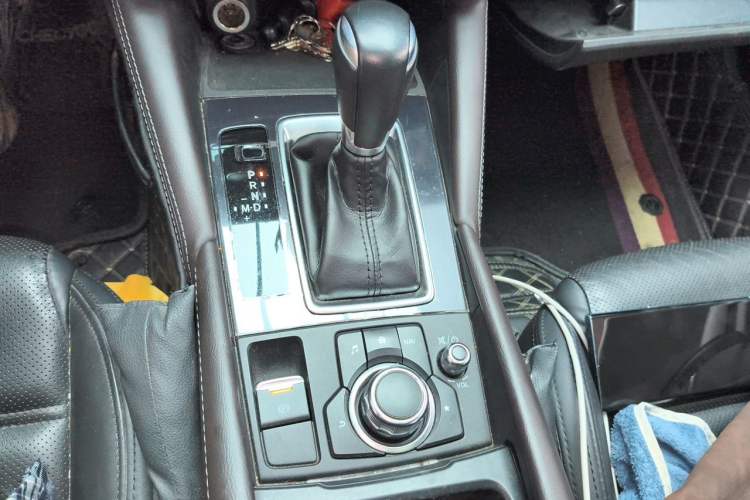Used Mazda Atenza 2018 2.0L Blue Sky Luxury Edition China V Standard Gear Lever