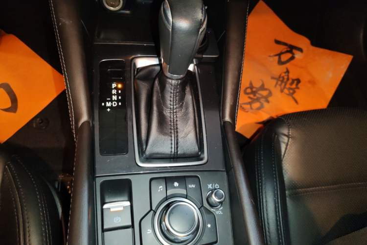 Used Mazda Atenza 2018 2.0L Blue Sky Luxury Edition China V Standard Gear Lever