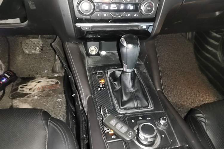 Used Mazda Atenza 2018 2.0L Blue Sky Luxury Edition China V Standard Gear Lever