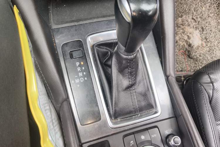 Used Mazda Atenza 2018 2.0L Blue Sky Luxury Edition China V Standard Gear Lever