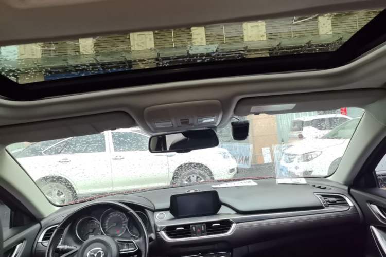 Used Mazda Atenza 2018 2.5L Blue Sky Sport Edition China VI compliant Headliner