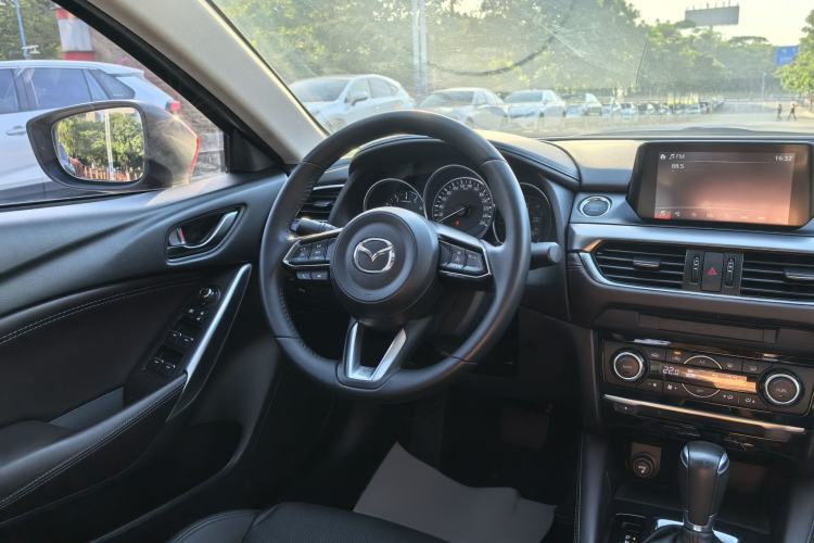 Used Mazda Atenza 2018 2.5L Blue Sky Sport Edition China VI compliant Interior 1