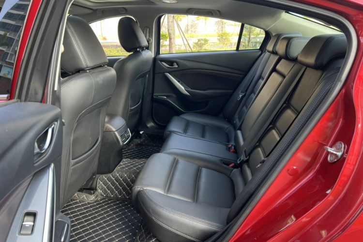 Used Mazda Atenza 2018 2.5L Skyactiv Sport Version China V Standard Interior 4
