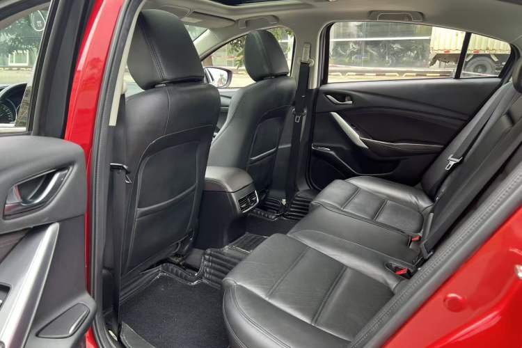 Used Mazda Atenza 2018 2.5L Blue Sky Sport Edition China VI compliant Interior 4