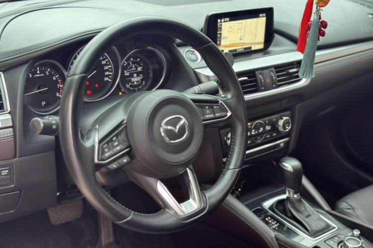 Used Mazda Atenza 2018 2.5L Skyactiv Sport Version China V Standard Interior 4
