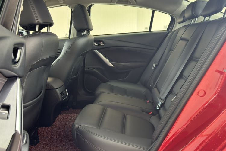 Used Mazda Atenza 2018 2.5L Skyactiv Sport Version China V Standard Interior 6