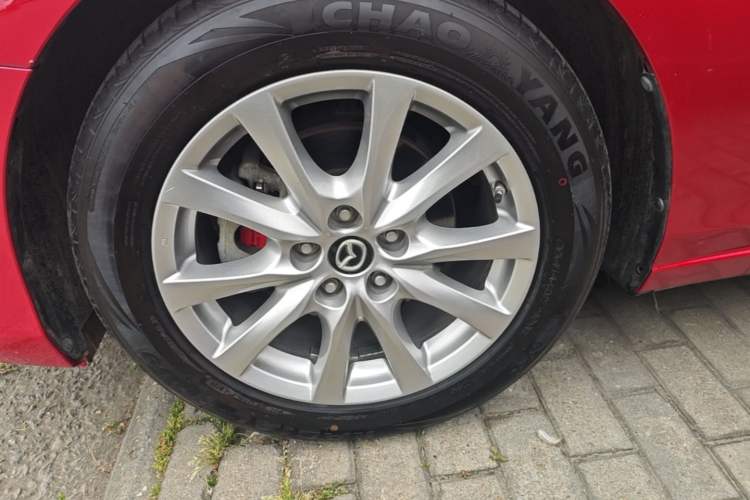 Used Mazda Atenza 2018 2.0L Blue Sky Luxury Edition China VI Standard Left Front Wheel Hub