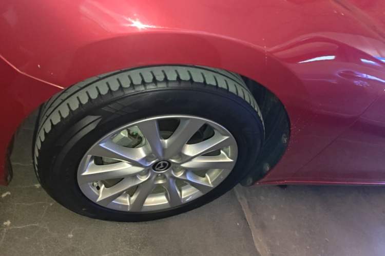 Used Mazda Atenza 2018 2.0L Blue Sky Luxury Edition China VI Standard Left Front Wheel Hub