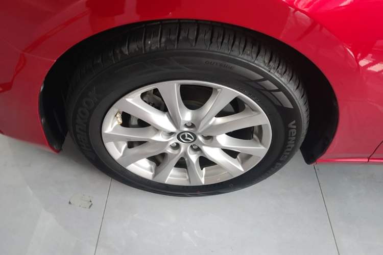 Used Mazda Atenza 2018 2.0L Blue Sky Luxury Edition China VI Standard Left Front Wheel Hub