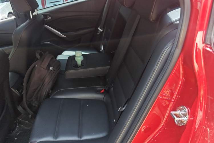 Used Mazda Atenza 2018 2.5L Blue Sky Prestige Edition China VI compliant Left Rear Seat