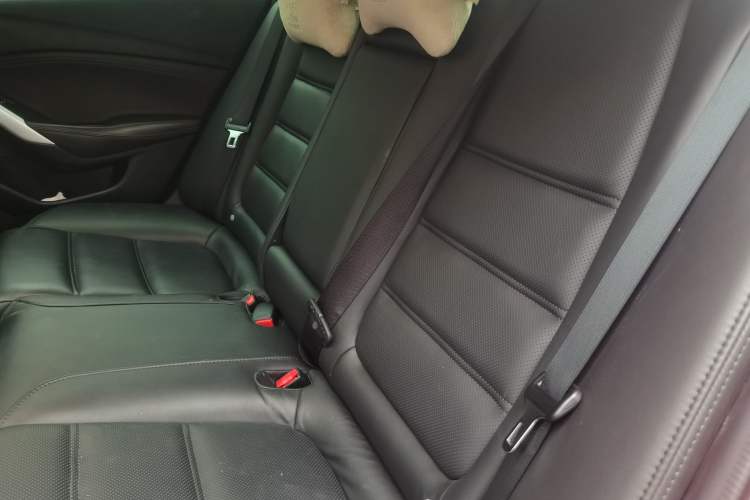 Used Mazda Atenza 2018 2.0L Blue Sky Luxury Edition China V Standard Left Rear Seat