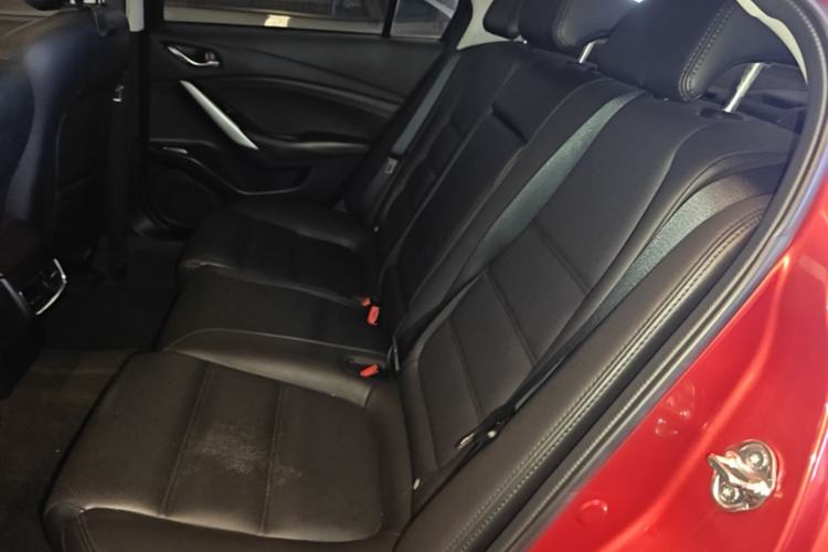 Used Mazda Atenza 2018 2.0L Blue Sky Luxury Edition China VI Standard Left Rear Seat