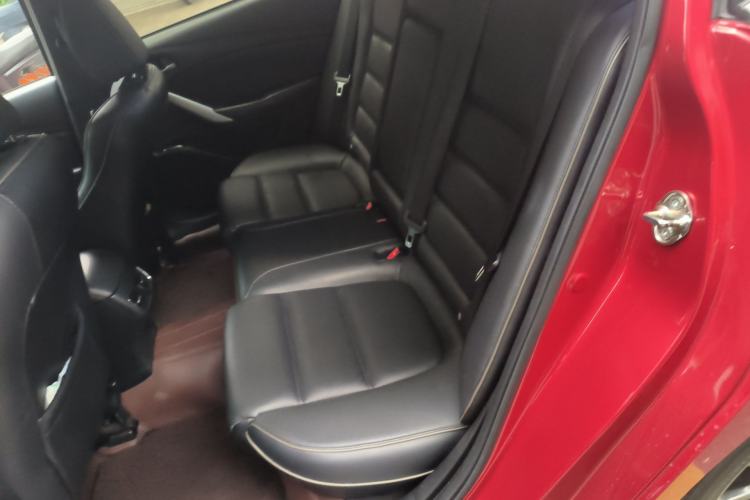 Used Mazda Atenza 2018 2.5L Blue Sky Prestige Edition China VI compliant Left Rear Seat