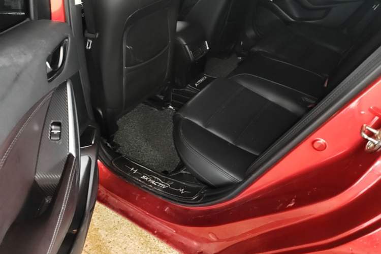 Used Mazda Atenza 2018 2.0L Blue Sky Luxury Edition China V Standard Left Rear Seat