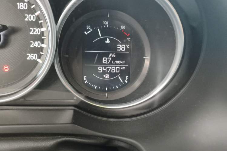 Used Mazda Atenza 2018 2.5L Skyactiv Sport Version China V Standard Odometer Close Up