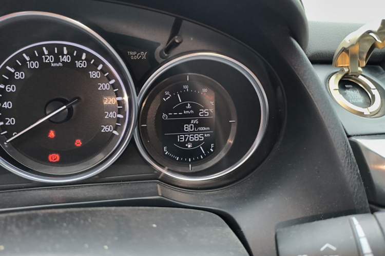 Used Mazda Atenza 2018 2.0L Blue Sky Luxury Edition China V Standard Odometer Close Up