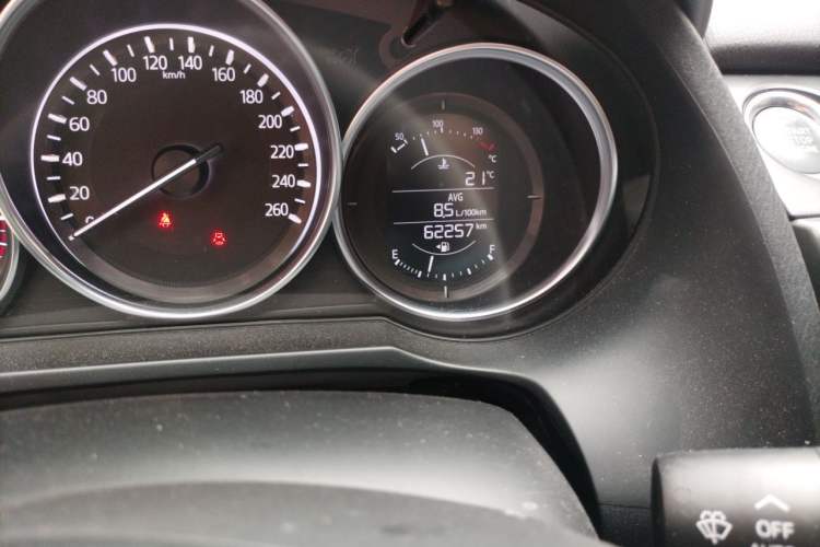Used Mazda Atenza 2018 2.0L Blue Sky Luxury Edition China V Standard Odometer Close Up