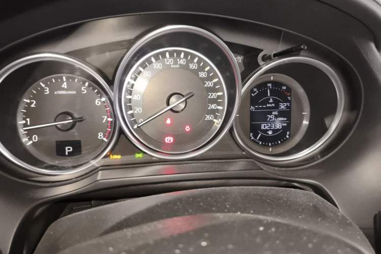 Used Mazda Atenza 2018 2.5L Skyactiv Sport Version China V Standard Odometer Close Up