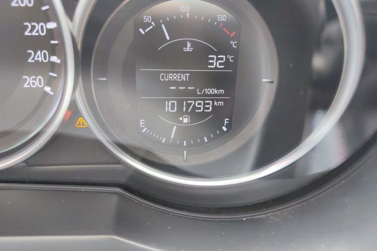 Used Mazda Atenza 2018 2.0L Blue Sky Fashion Edition China V Standard Odometer Close Up