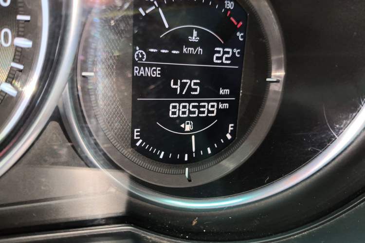 Used Mazda Atenza 2018 2.0L Blue Sky Luxury Edition China V Standard Odometer Close Up