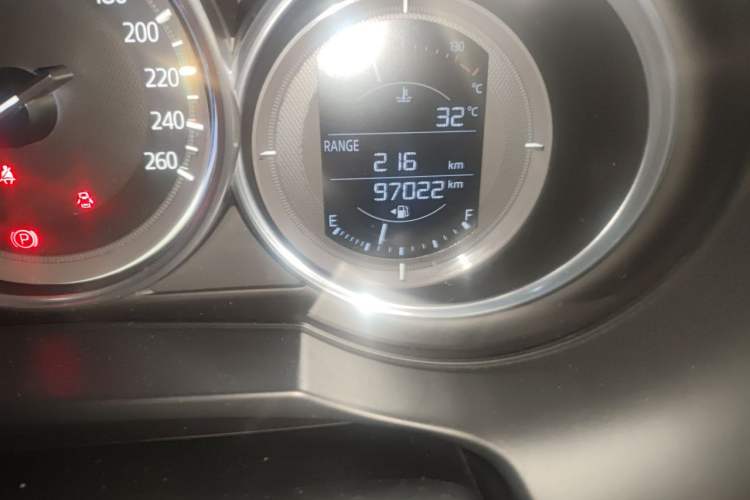 Used Mazda Atenza 2018 2.0L Blue Sky Luxury Edition China V Standard Odometer Close Up