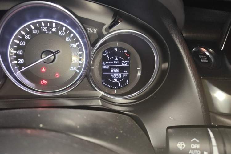 Used Mazda Atenza 2018 2.0L Blue Sky Luxury Edition China V Standard Odometer Close Up