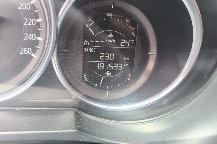 Used Mazda Atenza 2018 2.0L Blue Sky Luxury Edition China V Standard Odometer Close Up