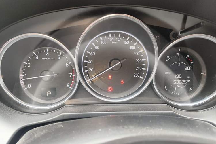 Used Mazda Atenza 2018 2.0L Blue Sky Luxury Edition China V Standard Odometer Close Up