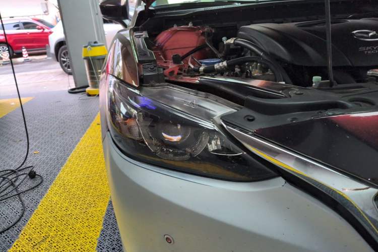Used Mazda Atenza 2018 2.0L Blue Sky Luxury Edition China V Standard Right Front Headlight
