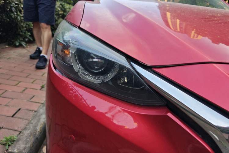 Used Mazda Atenza 2018 2.0L Blue Sky Prestige Version China V Standard Right Front Headlight