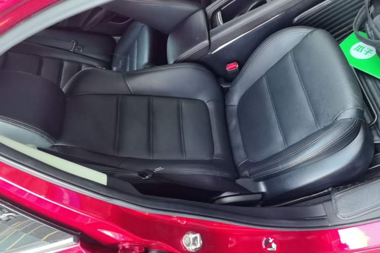 Used Mazda Atenza 2018 2.5L Blue Sky Sport Edition China VI compliant Right Front Seat