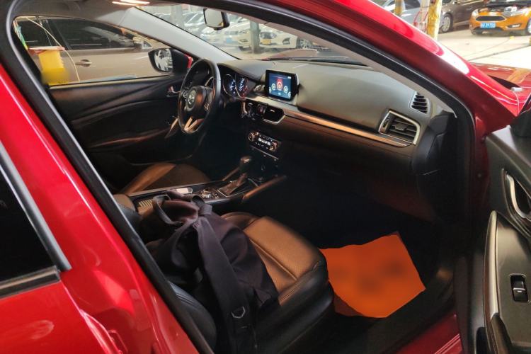 Used Mazda Atenza 2018 2.0L Blue Sky Luxury Edition China V Standard Right Front Seat