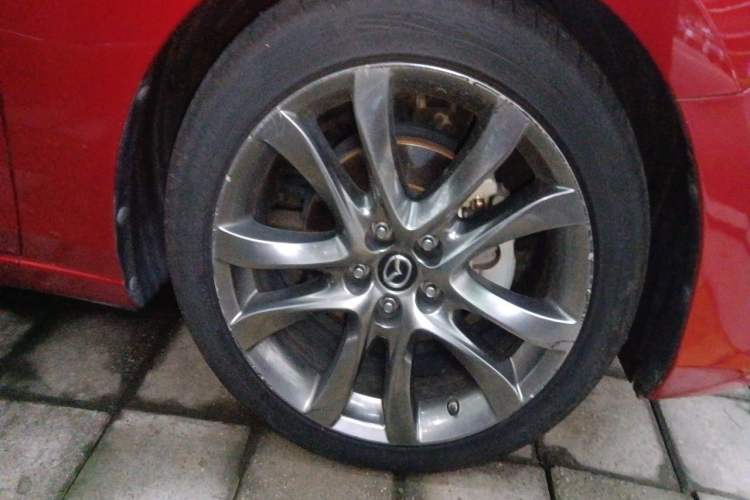 Used Mazda Atenza 2018 2.5L Blue Sky Sport Edition China VI compliant Right Front Wheel Hub