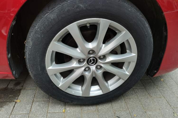 Used Mazda Atenza 2018 2.0L Blue Sky Luxury Edition China V Standard Right Front Wheel Hub