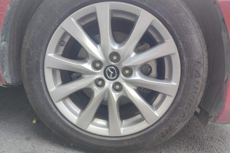 Used Mazda Atenza 2018 2.0L Blue Sky Luxury Edition China V Standard Right Front Wheel Hub