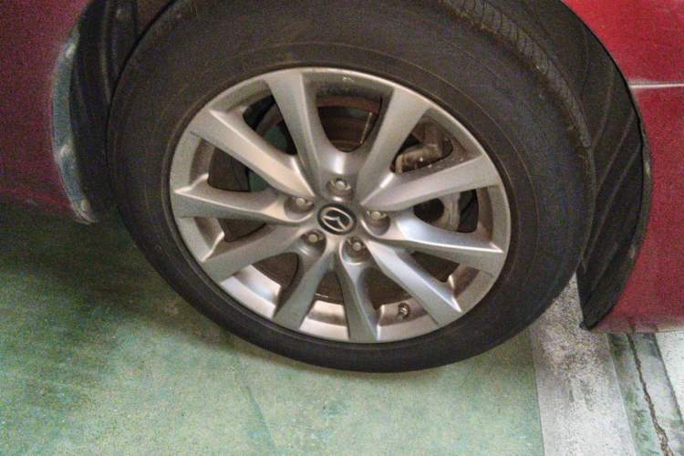 Used Mazda Atenza 2018 2.0L Blue Sky Luxury Edition China V Standard Right Front Wheel Hub