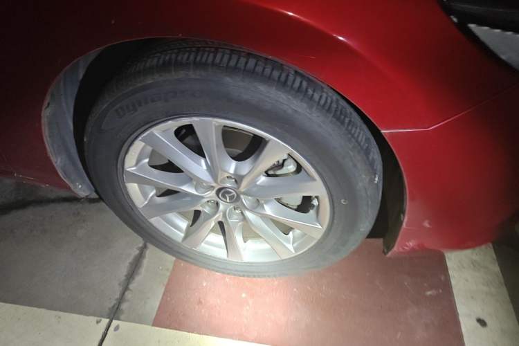 Used Mazda Atenza 2018 2.0L Blue Sky Luxury Edition China V Standard Right Front Wheel Hub