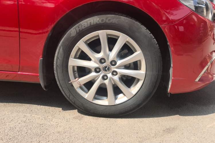 Used Mazda Atenza 2018 2.0L Blue Sky Luxury Edition China VI Standard Right Front Wheel Hub