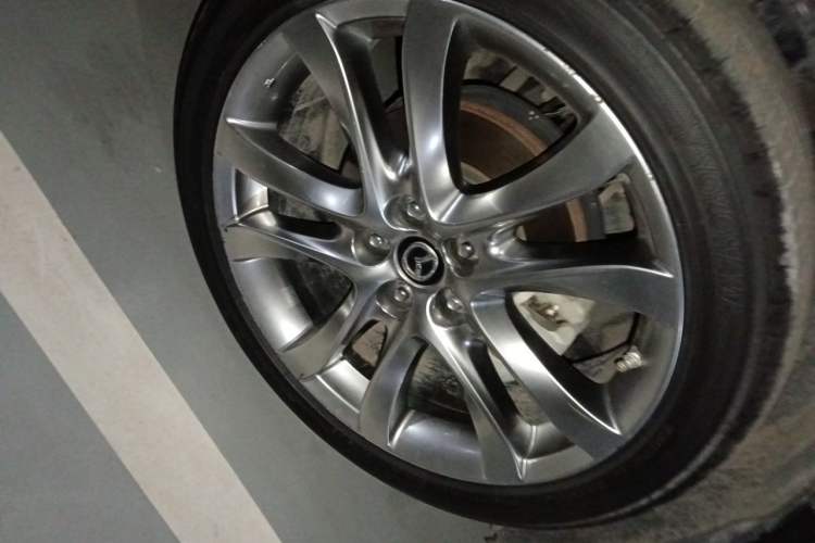 Used Mazda Atenza 2018 2.5L Blue Sky Sport Edition China VI compliant Right Front Wheel Hub
