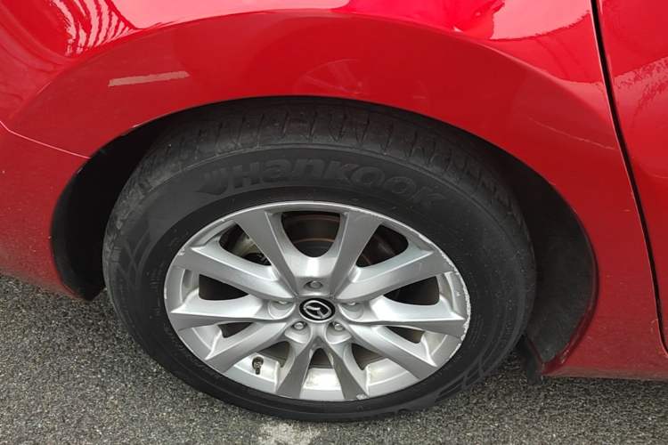 Used Mazda Atenza 2018 2.0L Blue Sky Luxury Edition China VI Standard Right Rear Wheel Hub