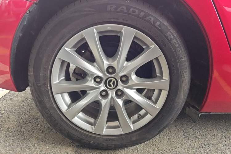 Used Mazda Atenza 2018 2.0L Blue Sky Luxury Edition China VI Standard Right Rear Wheel Hub