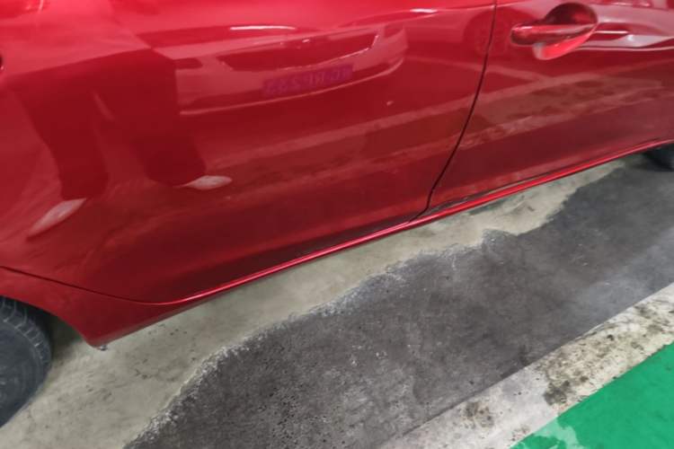 Used Mazda Atenza 2018 2.0L Blue Sky Luxury Edition China V Standard Right Side Sill