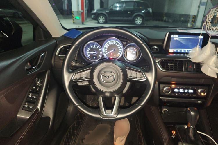 Used Mazda Atenza 2018 2.0L Blue Sky Luxury Edition China V Standard Steering Wheel