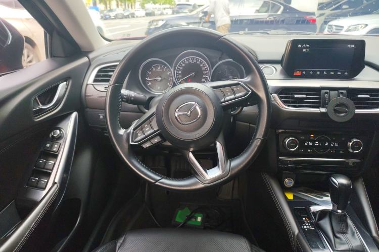 Used Mazda Atenza 2018 2.5L Blue Sky Sport Edition China VI compliant Steering Wheel