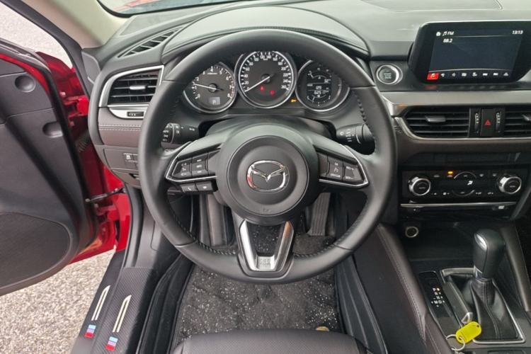 Used Mazda Atenza 2018 2.0L Blue Sky Luxury Edition China VI Standard Steering Wheel
