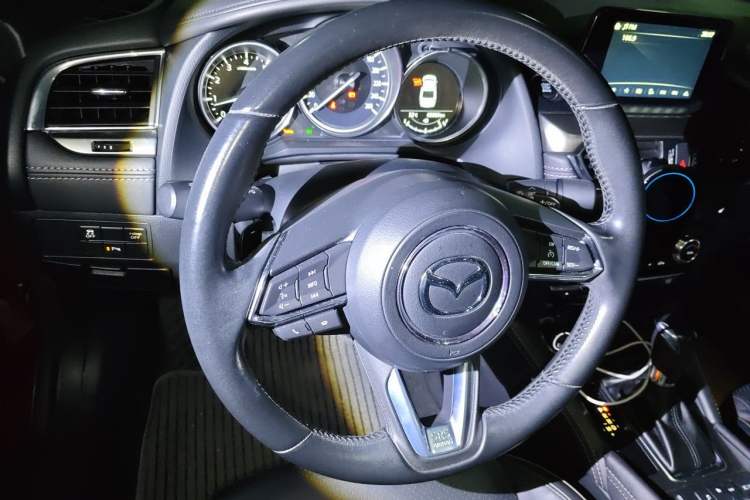Used Mazda Atenza 2018 2.5L Blue Sky Prestige Edition China V Standard Steering Wheel