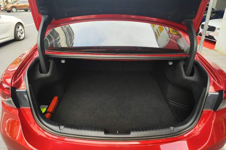 Used Mazda Atenza 2018 2.5L Blue Sky Sport Edition China VI compliant Trunk