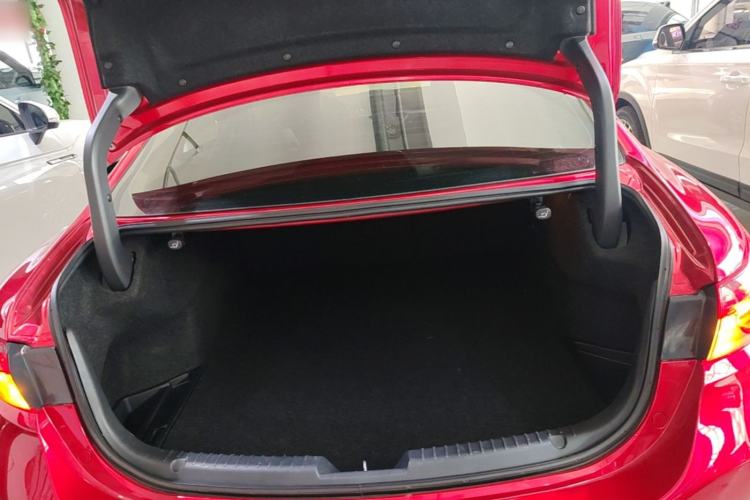 Used Mazda Atenza 2018 2.0L SmartTech Version China V Standard Trunk