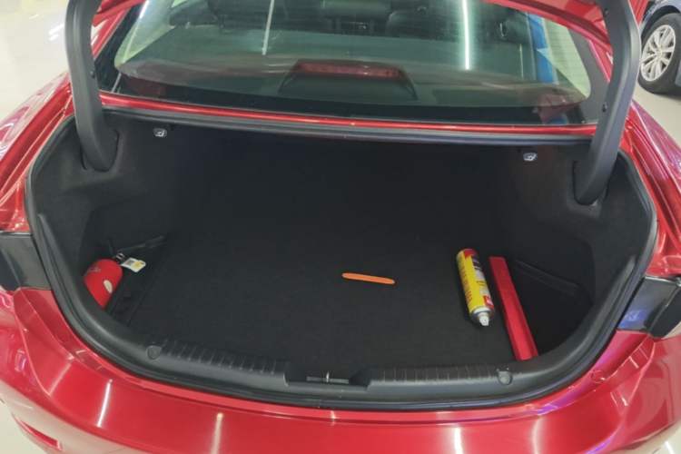 Used Mazda Atenza 2018 2.5L Blue Sky Sport Edition China VI compliant Trunk